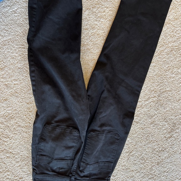 Everlane Straight Legged Crop (short) Pants - Picture 4 of 6